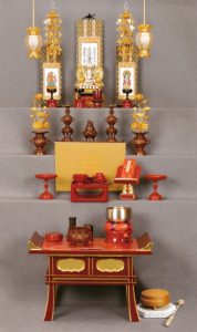 日蓮宗　仏壇の飾り方