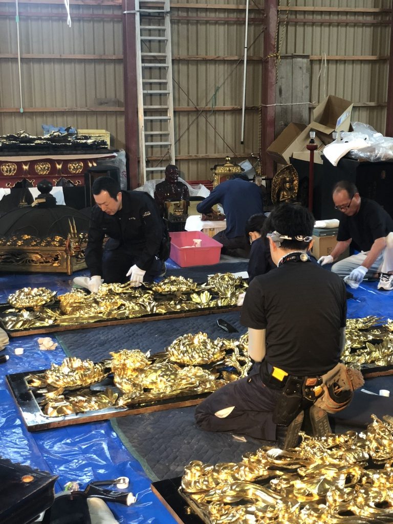 寺院仏具欄間の洗浄修復